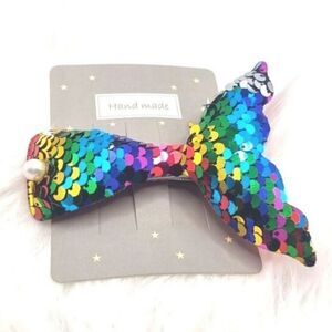 New SEQUIN MERMAID TAIL HAIR CLIP